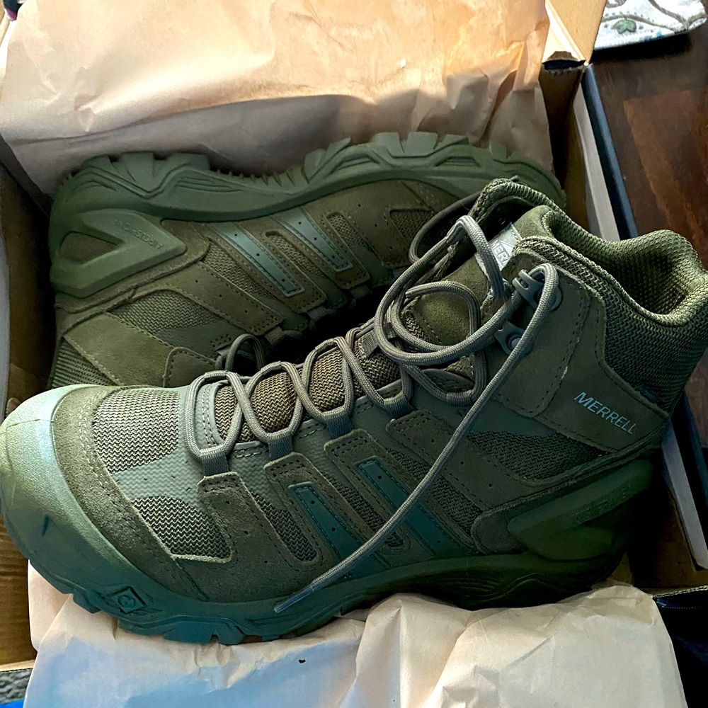 Merrell Stongfield tactical boots, size 13